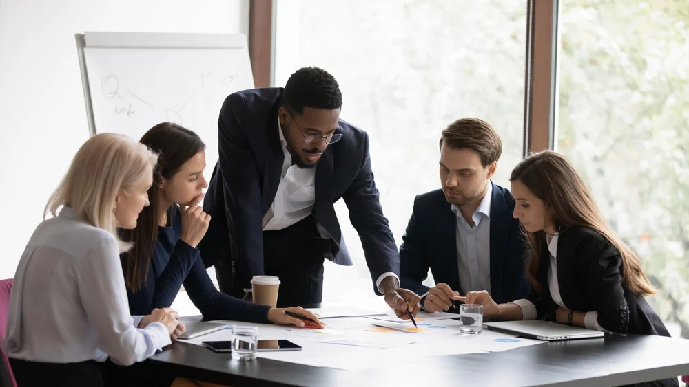 The Role of a Leadership Coach in Transforming Your Business and Personal Growth
